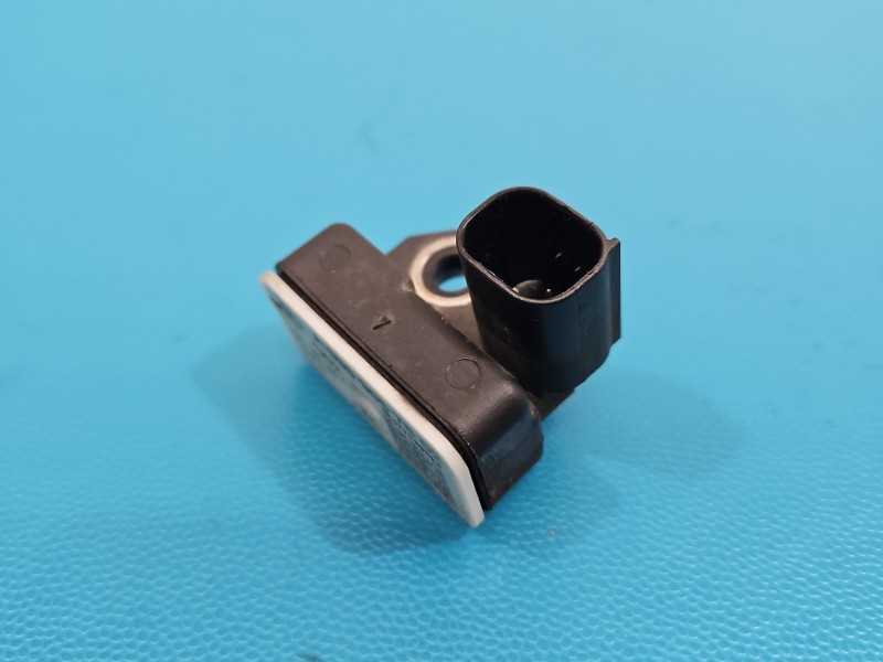 Czujnik uderzeniowy uderzenia Mercedes W177 A00090578