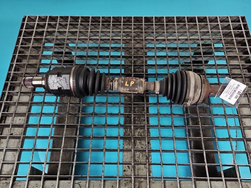 Półoś przód lewa Toyota Avensis II T25 2.0 D4D manual