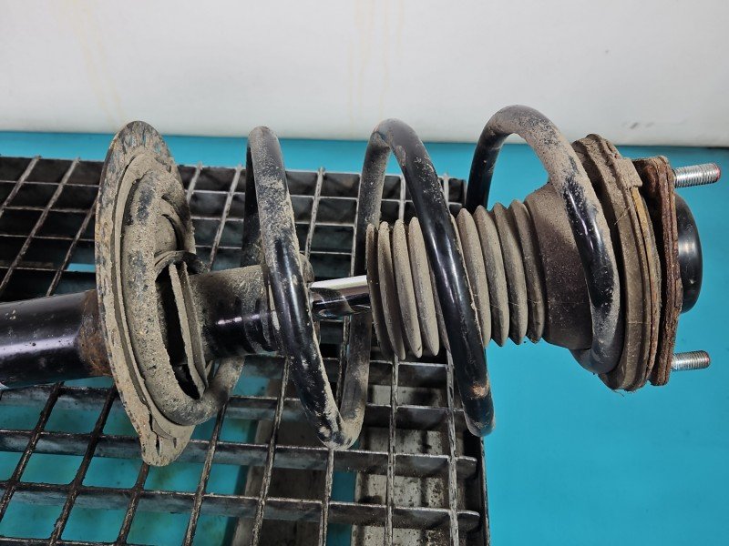 Sprężyna przód przednia Mitsubishi Outlander III 12- 2.0 16V