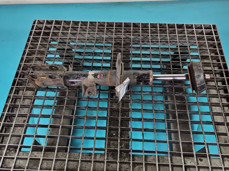 Amortyzator przód lewy przedni Suzuki Sx4 S-Cross 13-21