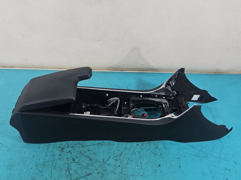 Podłokietnik TUNEL Jaguar XE X760 EUROPA