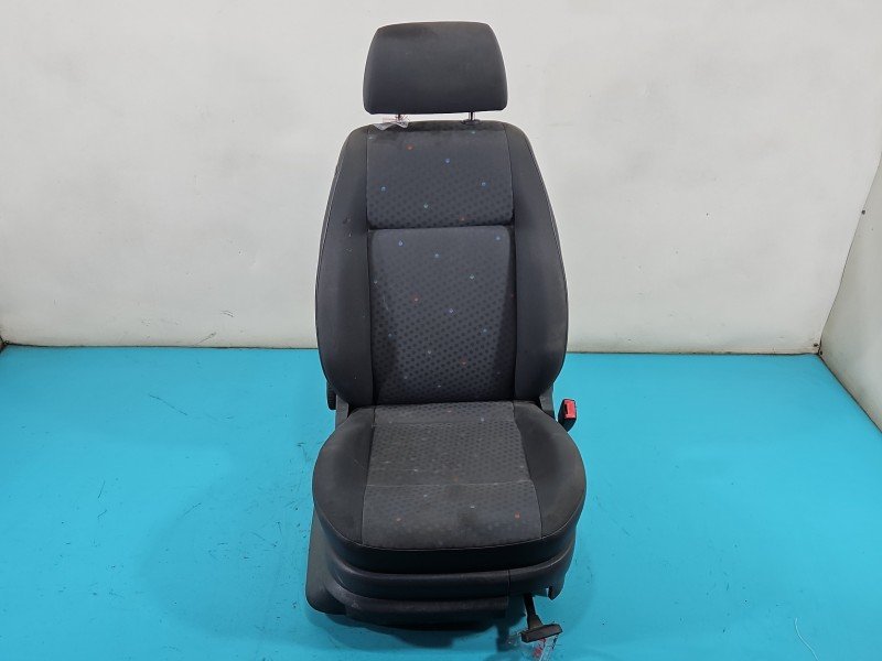 Fotel prawy przód pasażera Vw Polo IV 9N