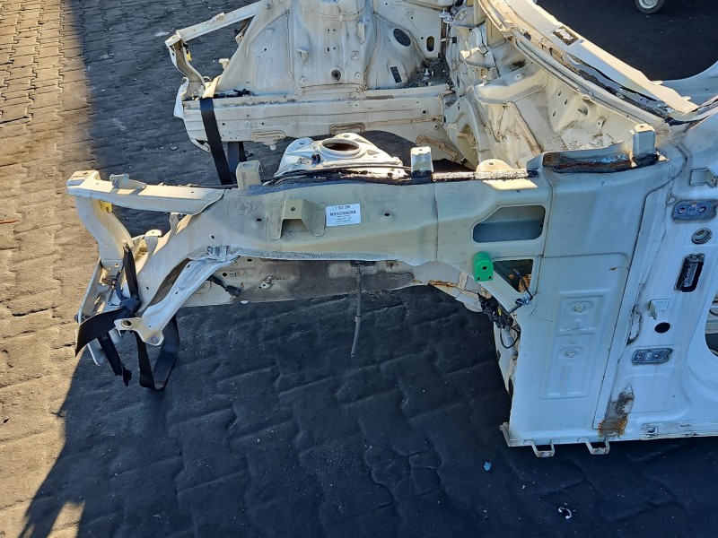 Podłużnica lewa fartuch ćwiartka Kia Stinger