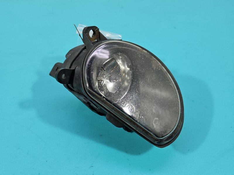 Halogen lewy Audi A8 D3