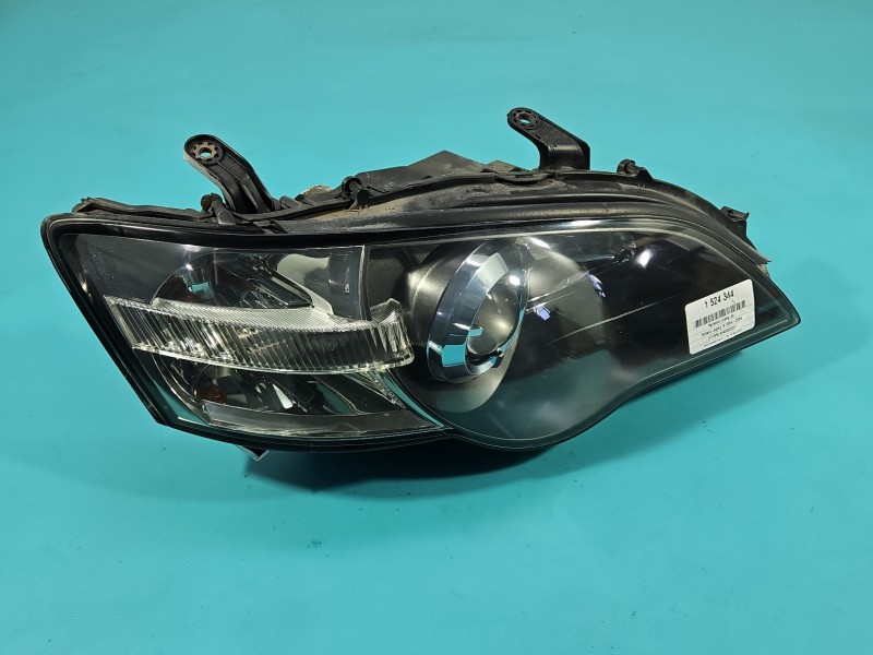 Reflektor prawy lampa przód Subaru Legacy IV EUROPA