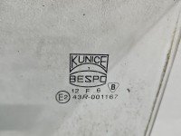 Szyba drzwi przód lewa Polonez Caro Atu sedan