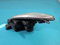 Reflektor prawy lampa przód Toyota Corolla Verso II EUROPA
