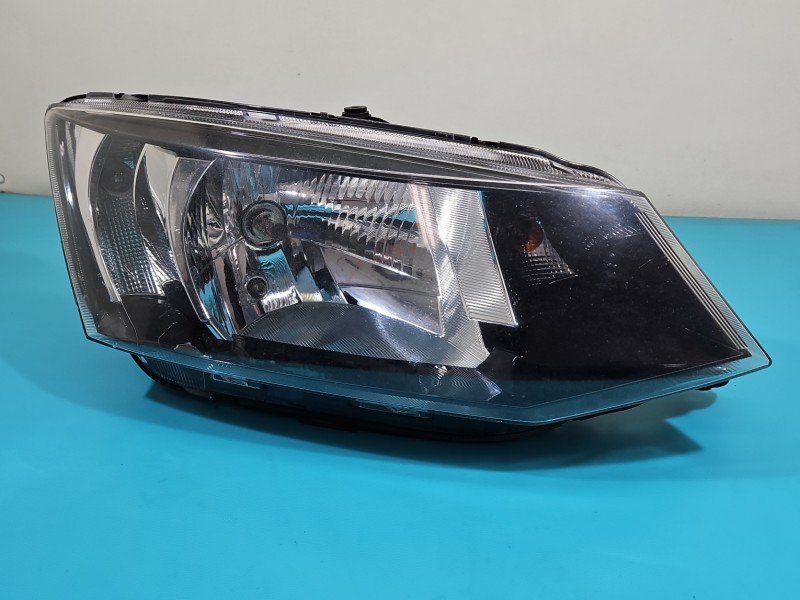 Reflektor prawy lampa przód Skoda Fabia III EUROPA Reflektor prawy lampa przód Skoda Fabia III EUROPA