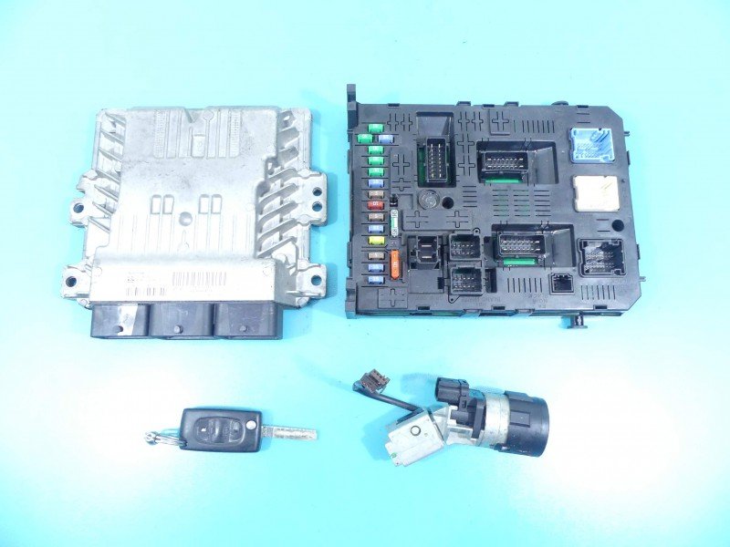 Komputer Sterownik silnika Citroen C5 II X7 1.6 hdi 9804127280, S180123008C