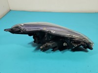 Reflektor lewy lampa przód Toyota Yaris III EUROPA