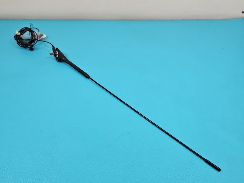 Antena Ford Transit Courier 14-23 ET76-18812-FC Antena Ford Transit Courier 14-23 ET76-18812-FC