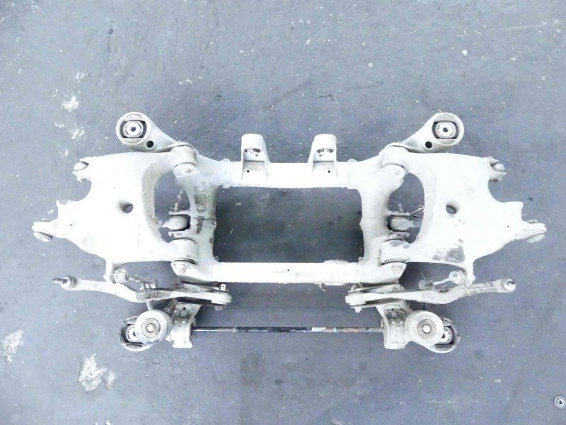 Tylna belka oś tył Bmw f10 f11 2.0d Tylna belka oś tył Bmw f10 f11 2.0d