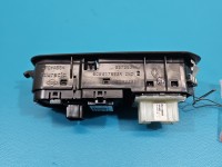 Przełącznik szyb Renault Trafic III 809617863R EU