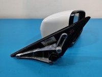 Lusterko prawe BMW G30 elektryczny, Europejska, Kod lakieru: 300, 5pin. Rysy, odpryski lakieru europa