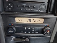 Konsola panel nawiewu Renault Laguna II 8200264425-C