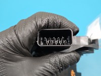 Zamek przód lewy Ford Galaxy Mk2 06-15 EUROPA Producent części: FORD, 6pin, 6M2A-R21813-EA