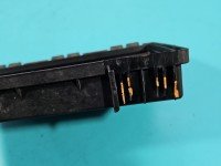 Skrzynka bezpieczników Opel Astra III H 13125865