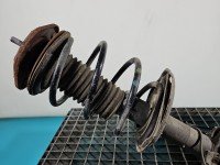 Sprężyna przód przednia Toyota Auris II 1.4 D4D