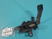 Zamek maski Toyota Rav4 II 00-