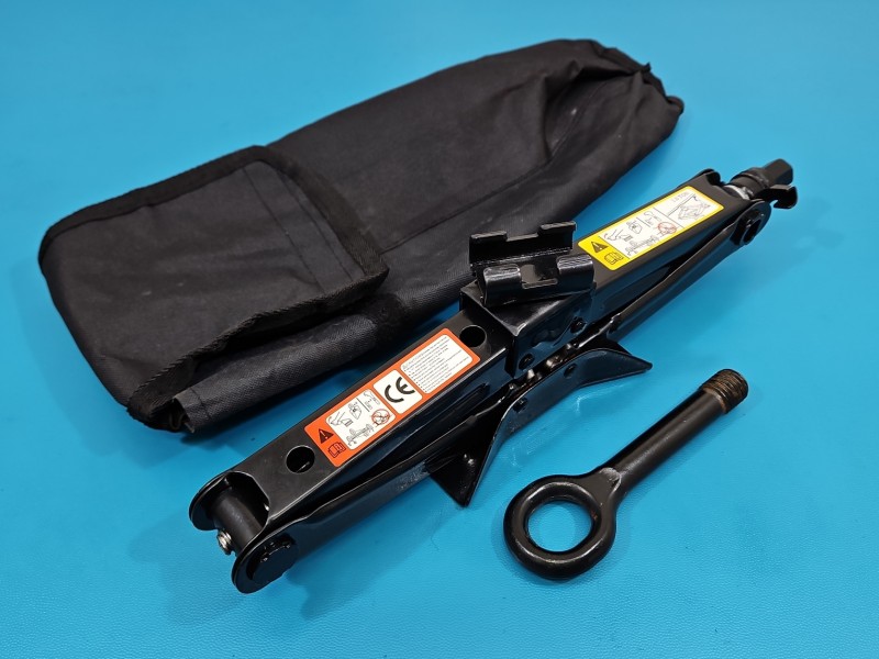 lewarek Podnośnik samochodowy trapezowy Ford Mondeo Mk5