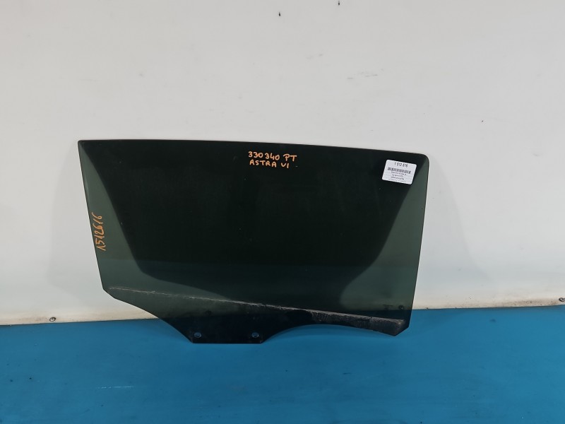 Szyba drzwi tył prawa Opel Astra VI L HB