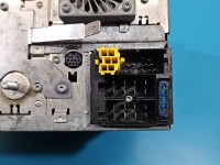 Radio fabryczne Audi A8 D2 4D0035192E radioodtwarzacz