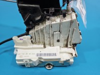 Zamek tył prawy Mercedes W245 4PIN naciętą obudowa. Uszkodzona zapięcie wtyczki 1697302235