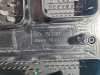 Skrzynka bezpieczników Opel Astra III H 13206748