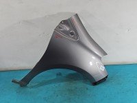 Błotnik przód prawy Toyota Yaris III beżowy 4V8