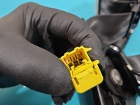 Pas bezpieczeństwa przód prawy pasażera Vw Passat CC 3C1857706R, 34032207B