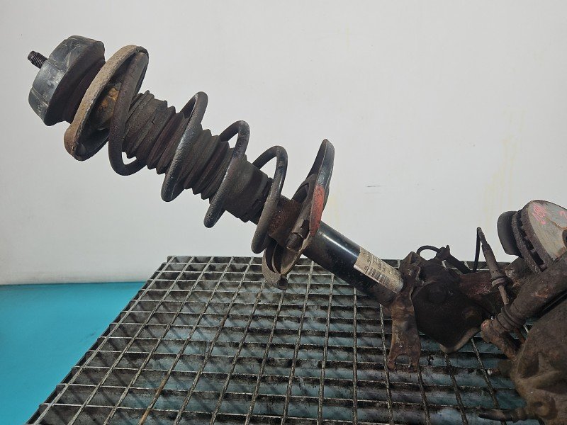 Amortyzator przód lewy przedni Dacia Lodgy