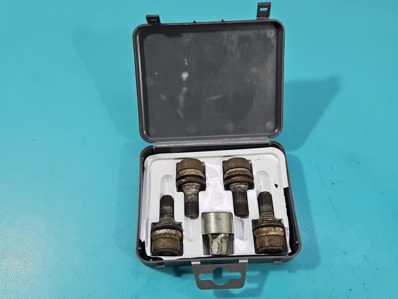 Śruby kół Toyota Aygo II 14-22 szpilki