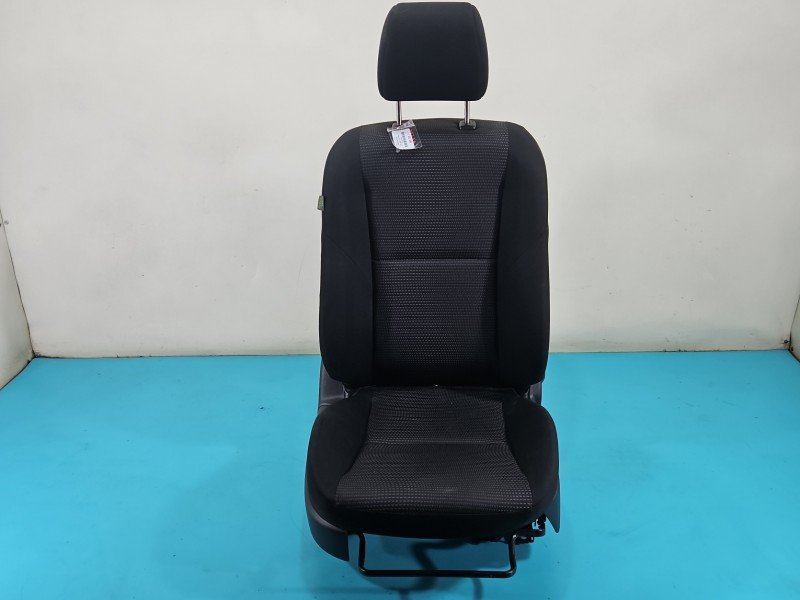 Fotel prawy przód pasażera MAZDA 3 II BL 08-13