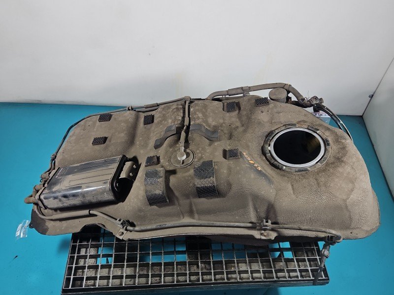 Zbiornik paliwa bak Hyundai Tucson III 15-20 1.6 GDI
