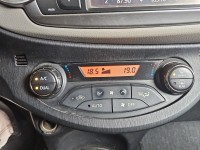 Konsola panel nawiewu Toyota Yaris III 75F206