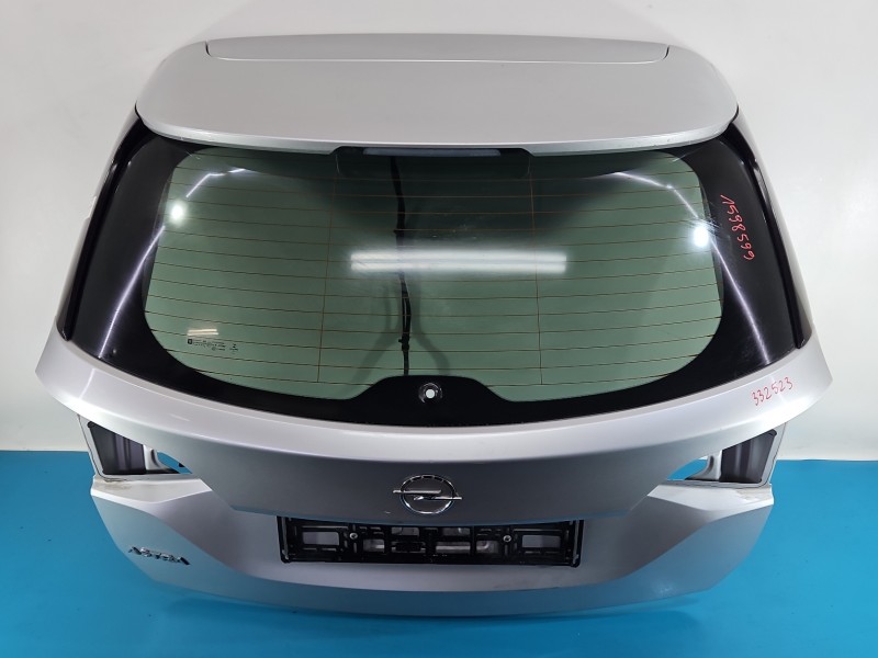 Klapa tył Opel Astra V K kombi 5d Z176