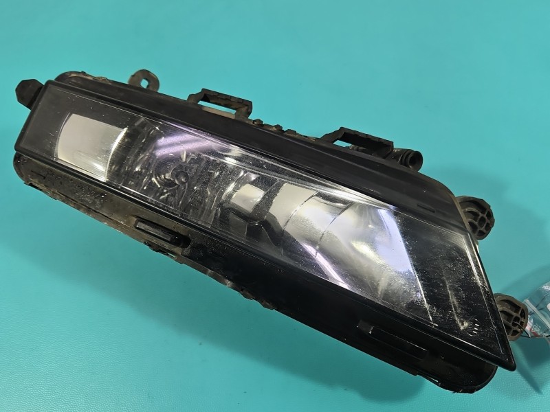 Halogen lewy Skoda Octavia III 5E0941699F