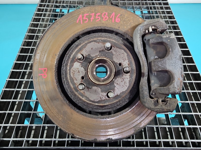 Zwrotnica prawa piasta przód 2.5 16V 2AR LEXUS NX I 14-21