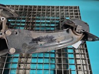 Piasta koła tył lewa zwrotnica łożysko Audi Q3 2.0 tdi (CFGC)