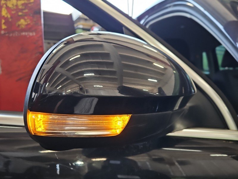 Lusterko prawe Vw Tiguan I 07- czarny LC9X europa