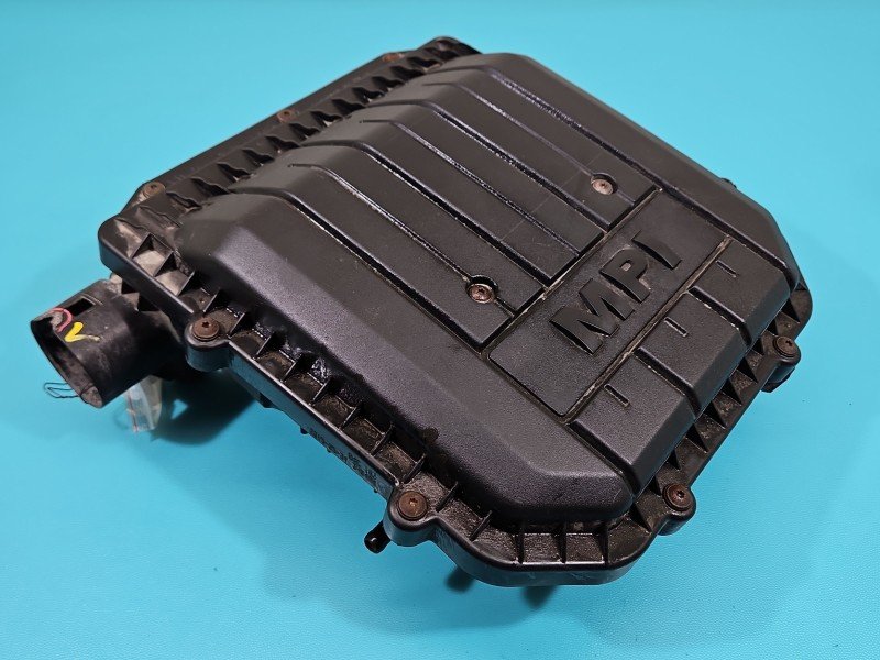 Obudowa filtra powietrza Skoda Citigo 11-19 04C129620C, 04C129611J 1.0 MPI Obudowa filtra powietrza Skoda Citigo 11-19 04C129620C, 04C129611J 1.0 MPI