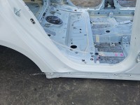 Próg prawy SŁUPEK ŚRODKOWY B Toyota Corolla E21 19- sedan 4d 040