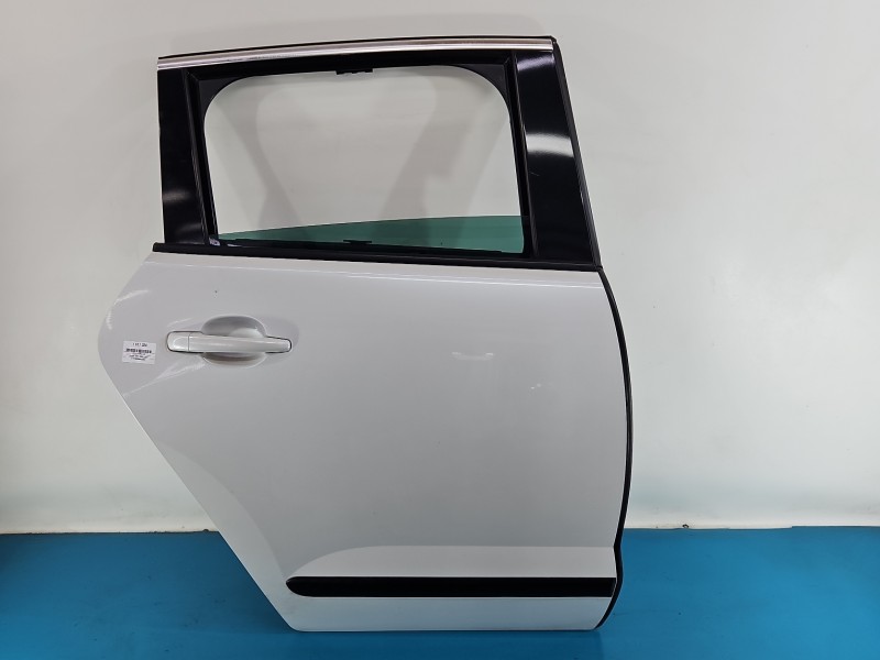 Drzwi tył prawe Peugeot 3008 I 09-16 HB 5d KWED