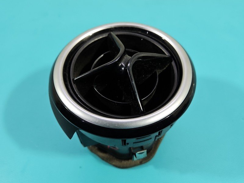 Kratka nawiewu Mercedes W246 A2468300254