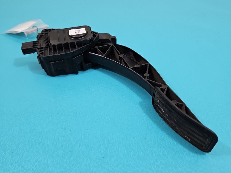 Pedał gazu potencjometr Ford S-max II MK2 1000677 2.0 tdci (T7CL)