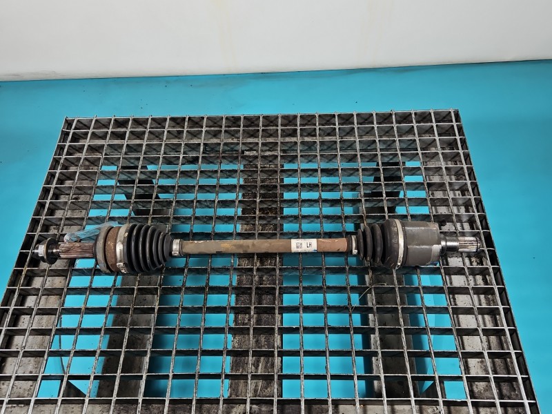 Półoś przód lewa Kia Rio IV 16-23 1.2 16V manual