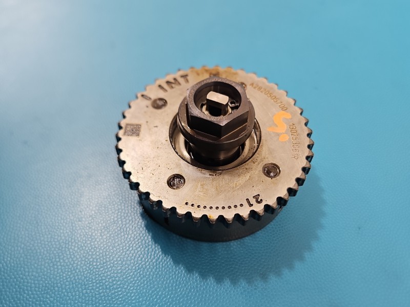 Koło faz rozrządu Mercedes CLA C118 X118 A2820505700, 130253061R 1.3b