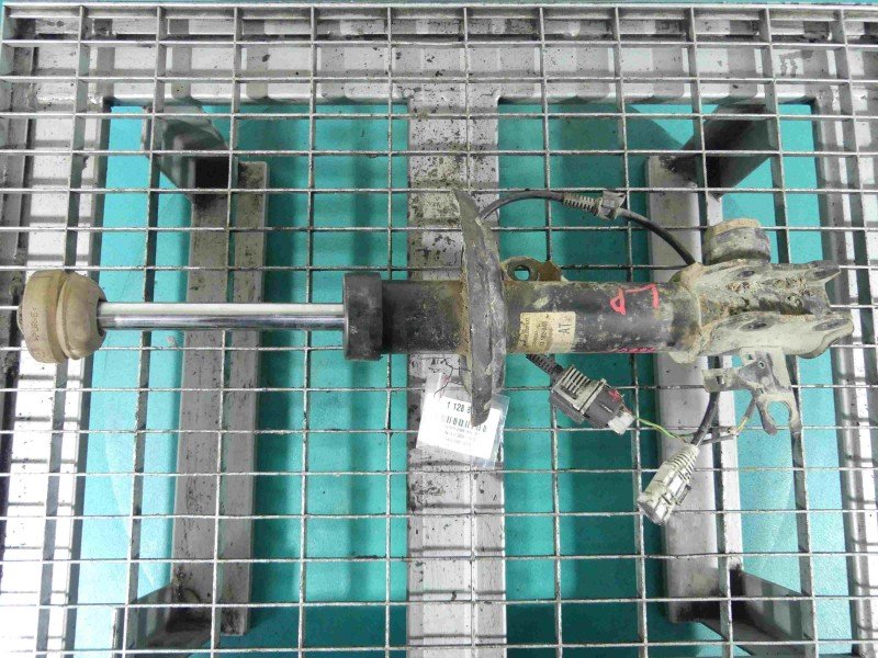 Amortyzator przód lewy przedni Opel Astra III H