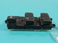 Przełącznik szyb Nissan Qashqai I J10 06-13 25401BB65B EU