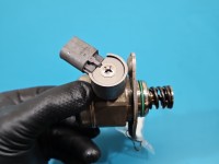 pompka Pompa paliwa Porsche Panamera I 970 3.0 v6 (CWD) 0261520304, 2007339249 Porsche, 2 PIN